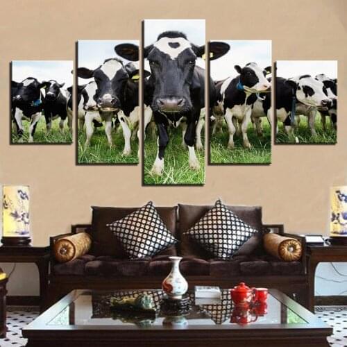 Impresión HD 5 piezas lienzo arte lecheras/vacas lecheras en la pintura de hierba cuadros de pared para sala de estar pósteres p