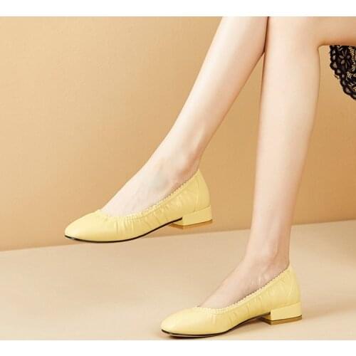 Shoe lady 2020 new round head shallow mouth soft sole granny shoes fashion lazy casual fairy single shoes