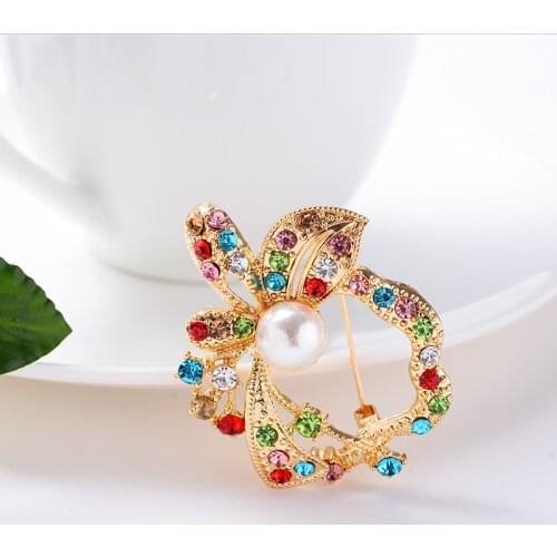 TODOX women brown Rhinestone flower Brooches Fashion Literary pink crystal exquisite flower pins wedding coat button new gifts