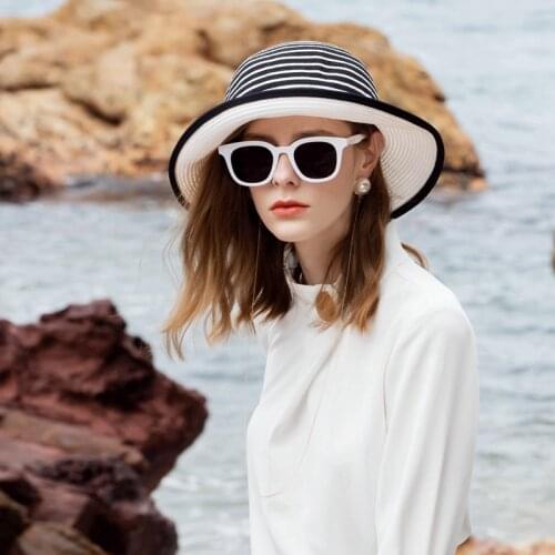 Straw Hat Short Eaves Curly Edge Beach Sunscreen Hats Women Sun Protection Holiday Travel Fashion Outdoor Breathable Cap H212