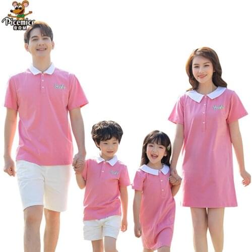 Family Matching Outfits Mother Daughter Dresses 2021 Family Clothing Summer Father Son T-Shirts Short Men Women Girl Boy Clothes