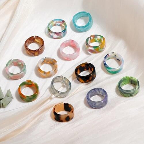 Oewyr Rings