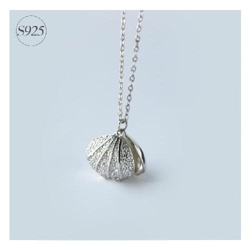 NEW arrival hot sale natural freshwater pearl shell pendant necklace,sterling 925 silver women pendant necklace