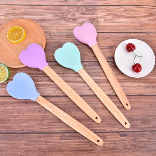 Silicone Heart Shape Pastry Spatulas With Wooden handle Cookie Spoon Baking