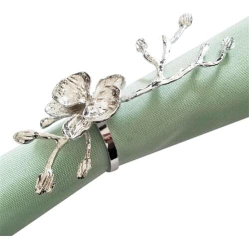 Napkin Rings High-quality Creative Plum Pattern Napkin Ring For Bar Restaurant Christmas Party Dinner Valentines Day Decoration