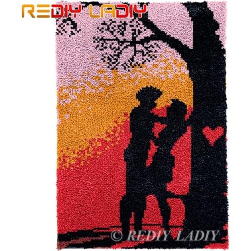 Latch Hook Kits Lovers at Sunset Chunky Yarn Embroidery Crochet Tapestry Kits Needlework Arts & Crafts DIY Carpet Rug 58*87cm