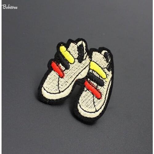 Hot Sale Cute Shoes Girls Embroidered Patch Clothes Decoration Iron on Fashion Apparel for Jacket Jeans Bagdes