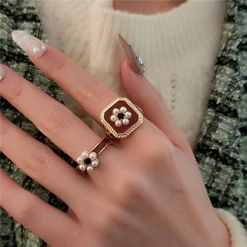 Pearl Flower Aesthetic Ring For Women Opening Vintage Fashion Korean Finger Rings Women Jewelry Best Friends Gift Accessories