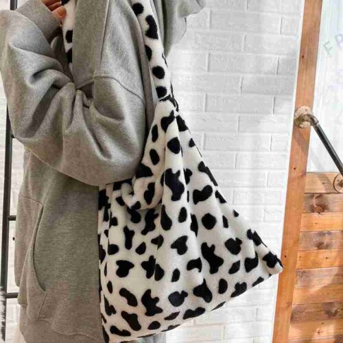 Cow Print Women Shoulder Bags Fashion Plush Female Bags Bag Bag Crossbody Students Books Large Ladies Capacity Messen Girls