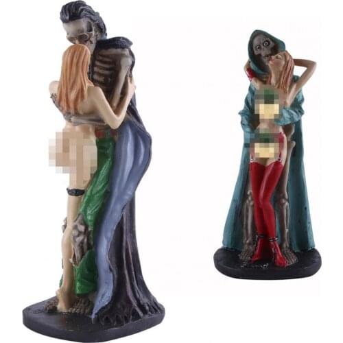 Art Statue Innovative Sexy Style Resin Vivid Details Couple Figurine Waterproof Desk Ornament for Gifts
