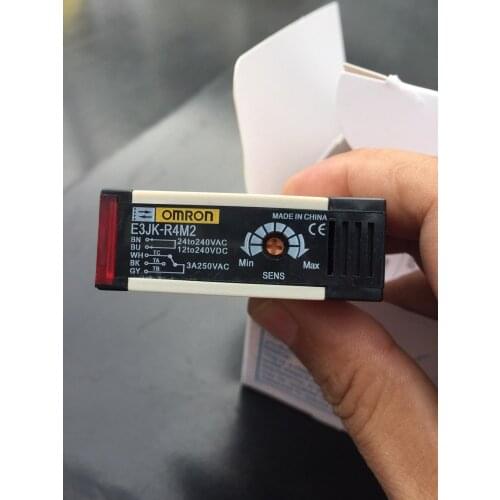 Photoelectric switch E3JK-R4M2 DC 12-24V