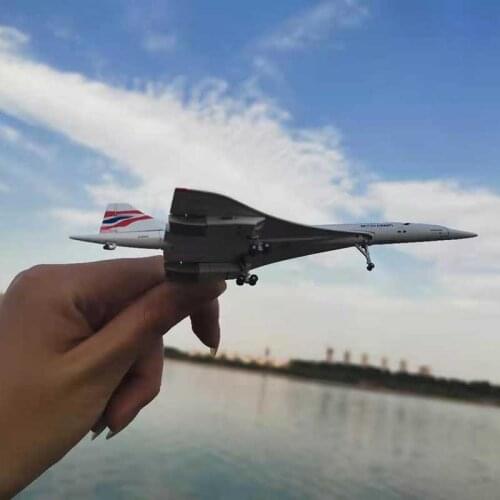 1/400 scale British Concorde airliner metal alloy airplane model with landing gear wheels