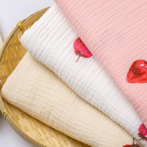Strawberry Printed Double Cotton Linen Fabric Breathable Cotton Fabric DIY Sewing Home Textile Sleepwear Cloth Material For Baby