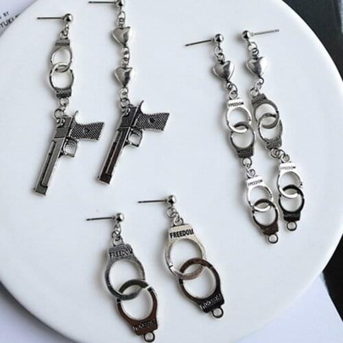 Punk Cheap Sliver Handcuffs Blade Gun Drop Earrings Creativity Jewelry Accessories Women Simple Fashion Cool Wholesale Pistols
