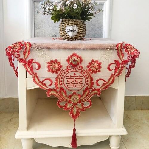 China Style Festive Red Lace Fabric Embroidered Pendant Tablecloth Chinese Decoration Wedding Furniture Dust Cover Cloth Tapete