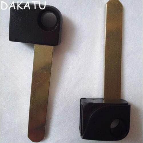 DAKATU Emergency Insert Key Blade For Honda CRV Accord Smart Remote key blade