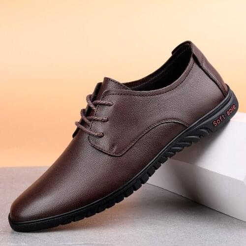 2021Men Formal Shoes Leather Business Casual Shoes High Quality Men Dress Office Luxury Male Breathable Oxfords British Footwear