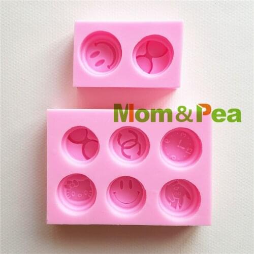 Mom&Pea MPA1730-1 Smile Face Shaped Silicone Mold Cake Decoration Fondant Cake 3D Mold Food Grade Soap Mold