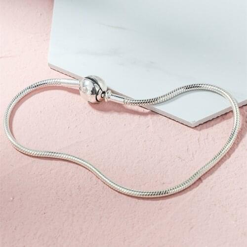 2019 New Me Snake Chain Bracelets For Women 925 Sterling Silver Fit Small Hole Charms Bead For Women Original DIY Jewelry Gift
