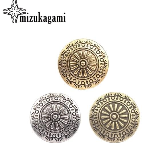 3pcs/lot 30MM Retro Zinc Alloy Round Gold Bronze Silver Daisy CONCHO Decorative Buttons Charms Pendants For DIY Accessories