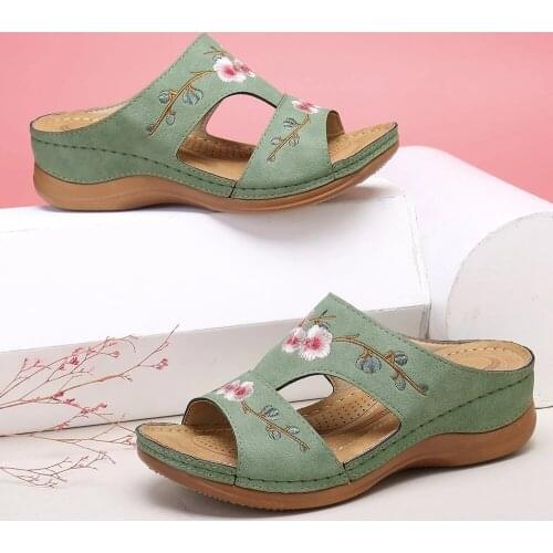 Woman Slippers Flower Platform Colorful Ethnic Flat Shoes Woman Comfortable Casual Fashion Sandals Female Summer Dropshipping