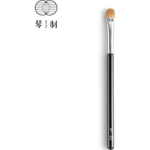 QINZHI Professional Handmade Make Up Brush 08 Medium Eye Shadow Brush Soft Saikoho Goat Hair Makeup Brushes