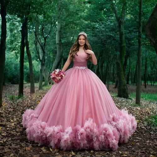 Sweet 16 Pink Quinceanera Dresses Off Shoulder Ruched Ball Gown Sweet 15 Prom Dresses Vestido De 15 Anos Quinceanera فساتين
