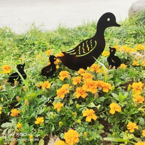 4 Pcs Yard Art Metal Duck iron Hollow Out Ducks Ornaments Gardening Lawn Animals Statues Gifts Backyard Decorations Accessoriess