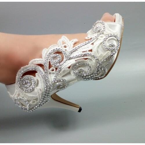 New white Women Wedding shoes Bride crystal fashion shoes Flower party dress shoes female Peep Toe open side Bridal shoes