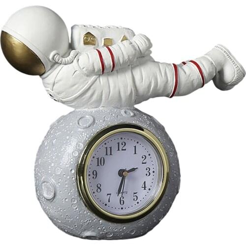 Modern Astronaut Statue Moon Pattern Alarm Clock Desk Clock Creative Home Decor Analog Clock (Not Included Battery)