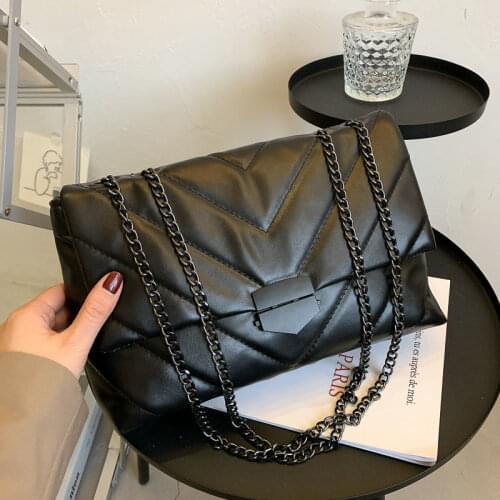 Large-capacity fashion chain bag commuter messenger bags ladies popular new rhomboid shoulder bag 01-SB-tqxklt