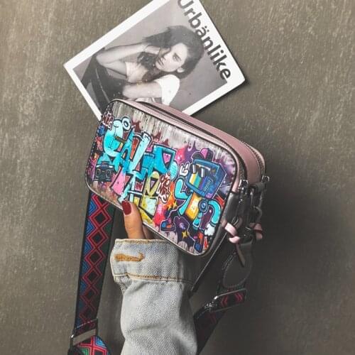 Fashion graffiti bag new fashion chest bag female western style street couple one-shoulder messenger small square crossbody bag
