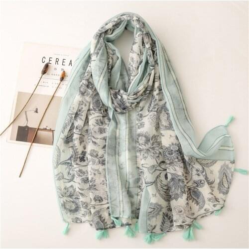 Soft Women Floral Pattern Scarf Thin Large Hijab Shawl Autumn New Warm Head Scarf Decoration