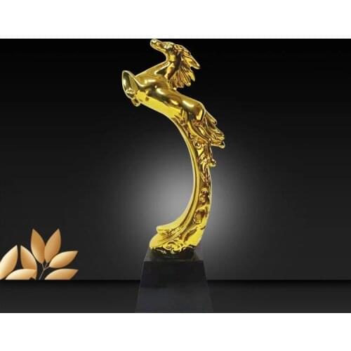 2019 the latest all new style top quality golf trophy Golf Cup Luxury Resin Golf Customized Crystal Cup free shipping