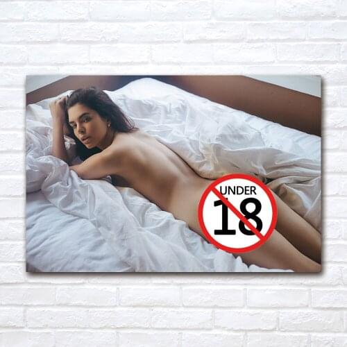 Pop Wall Art Canvas Painting Sexy Young Beauty Poster and Print Horizontal Picture for Living Room BedRoom Decor