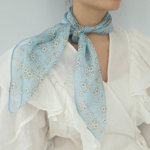 100% Natural Silk Square Scarf Office Lady Delicate Chiffon Daisy flower Print Silk Bandana Scarf Hijab Small Hair Neck Scarf