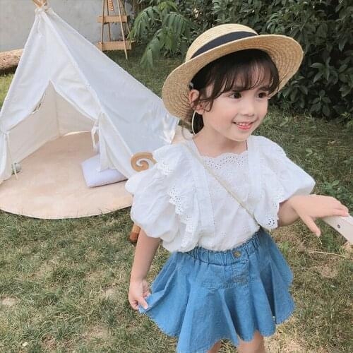New Fashion Hollow out Childrens Sets Baby Girls set white Lace Top + Denim skirt Two-Piece Set 2-7 Can Wear