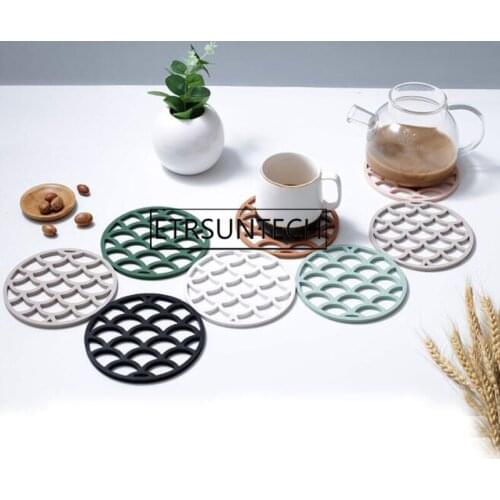 100pcs Round Silicone Coaster Coffee Cup Mat Chic Hollow Cloud Pad Heat Resistant Non Slip Coaster Hot Drink Holder