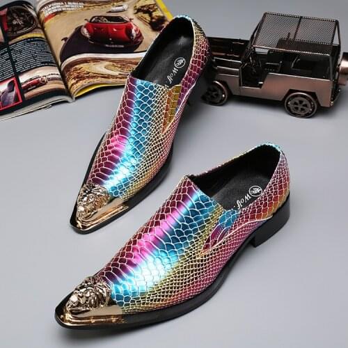 New Summer Fashion Mens Shoes Casual Personality Metal Pointed Classic Retro Leather Crocodile Pattern Color Mens Shoes