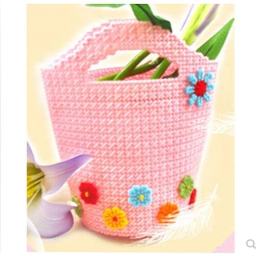 New self-made simple handmade material package three-dimensional embroidered coarse wool jewelry storage box small basket bag