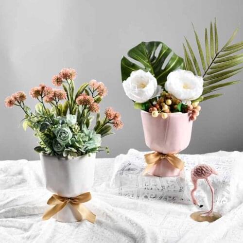 Nordic Idyllic Vase Ornamental Living Room Ceramic Modern Shop Office Decoration Living Room Decoration Flower Pots Decorative