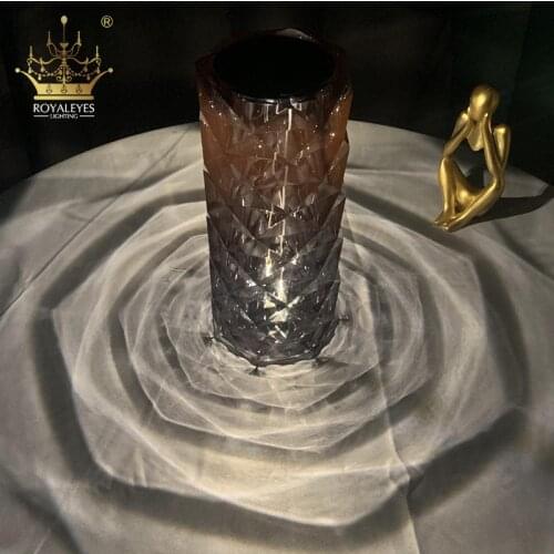 Spain Design Rose Led Bedside Lamp USB Touch Switch Rechargeable Table Lamp Home Decoration Romatic Bedroom Bedside Desk Lamp