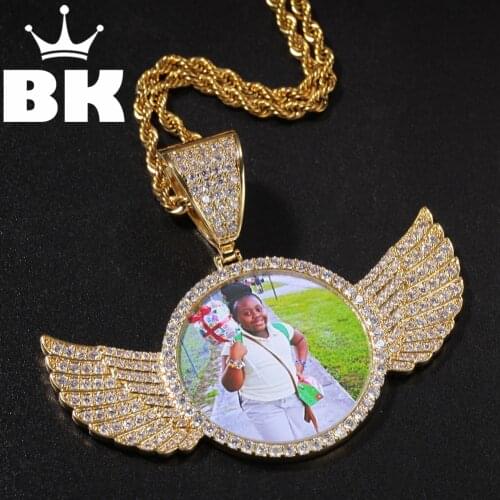 THE BLING KING Custom the wings of angel Custom Photo Pendant Necklace Gold Color Full Iced Out Zircon Round Tag Hiphop Jewelry