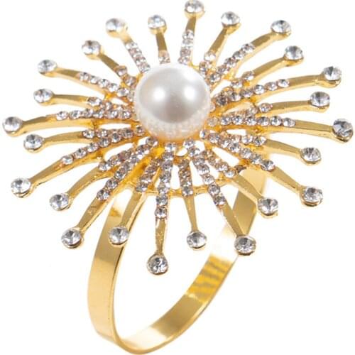 2 Pcs Nordic Style Metal Diamond-studded Sunflower Napkin Rings Wedding Table Decoration Napkin Holder - Golden/Silver