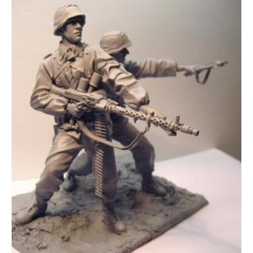 1/16 Scale Unpainted Assembly Resin Figure Kit MG Team (no base)