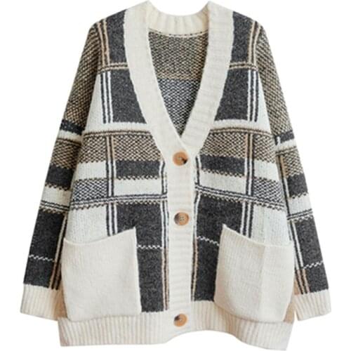 OUMENGKA V Neck Women Button Plaid Cardigan Long Sleeve Sweater 2021 Autumn Winter Knitted Loose Oversized Jumper Casual