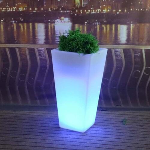 Wireless IP54 Outdoor LED Lights Garden Flower Pots Waterproof LED RGBW 16 Color Changing Vase Light LED Home Garden Decoration