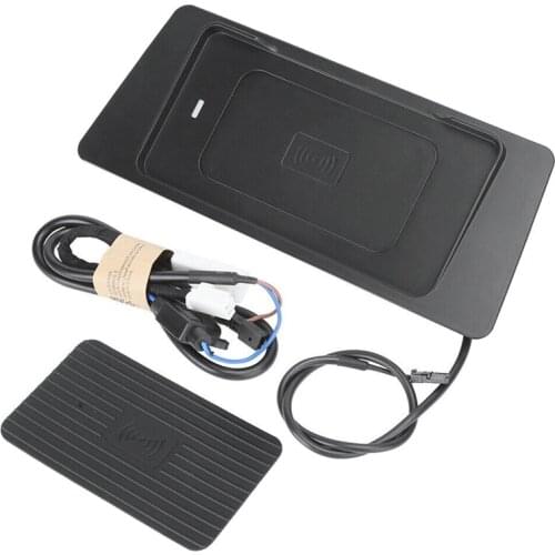 15W Car Qi Wireless Charger Fast Phone Charger Charging Plate Center Console Accessories for Hilux 2016-2020 for iPhone