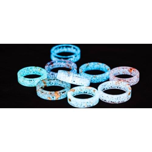 Creative Resin Thermochromic Glow Ring Personality Cool Night Rings Nightclub Bar Ring for Men Women Statement Jewelry