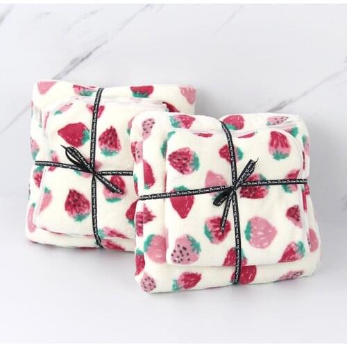 Coral Fleece Towel Set Rectangle Soft Face Towel Strong Water Absorption Bathing Towels Strawberry Printed Kids Adults Handtuch